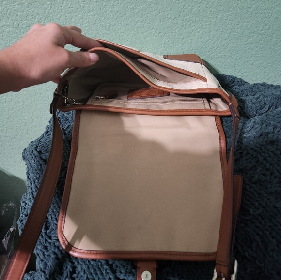 Coach Hadley Luxe Grain Leather Crossbody - Picture 5 of 12